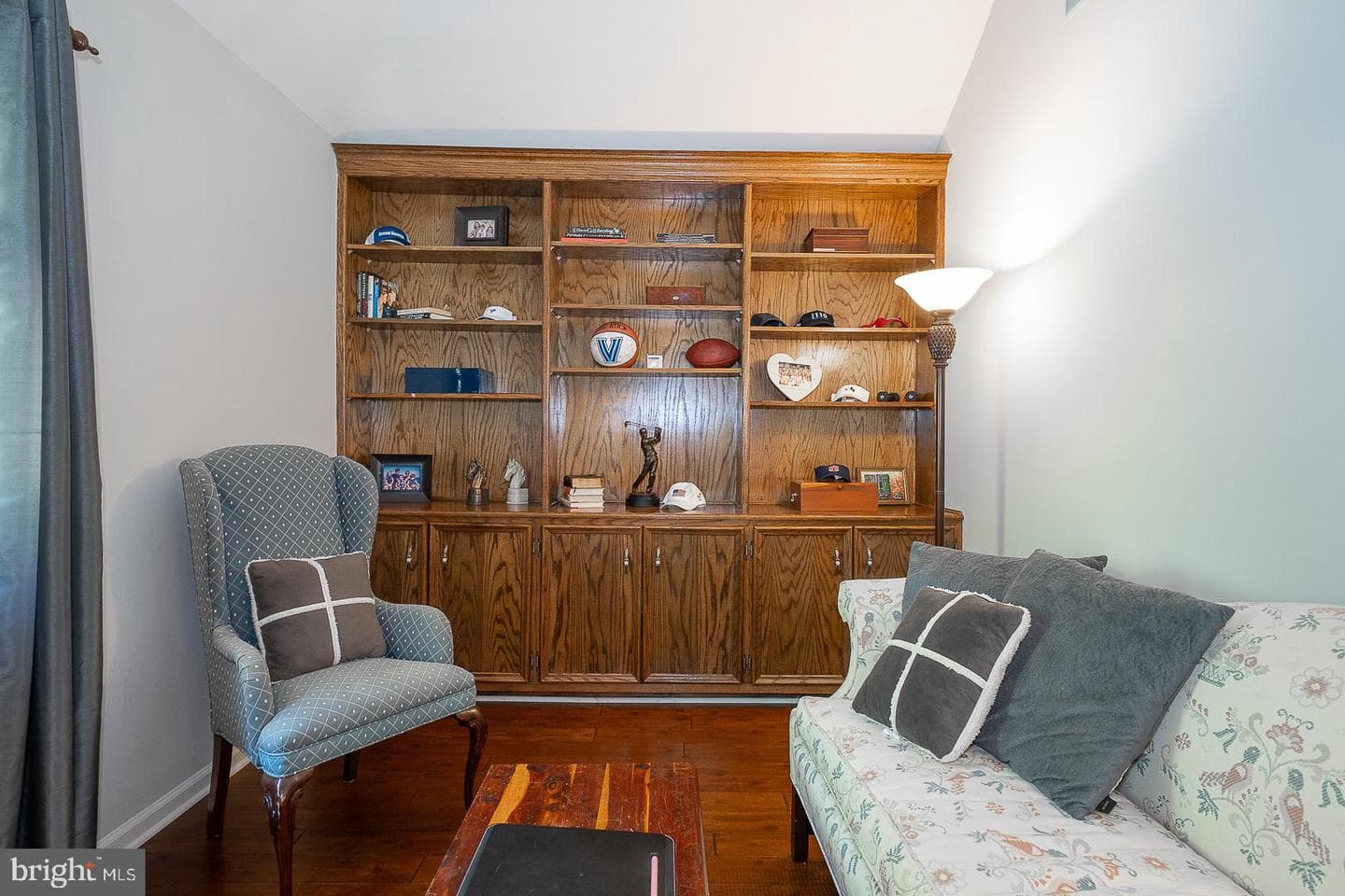 215 Cornell Drive photo 29