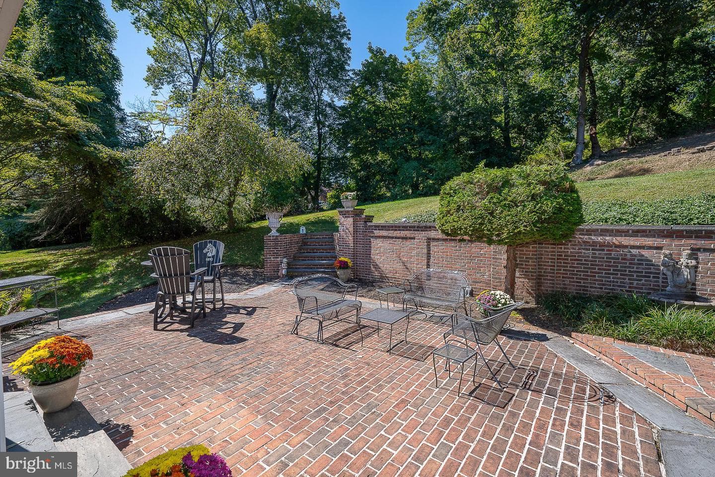 215 Cornell Drive photo 51