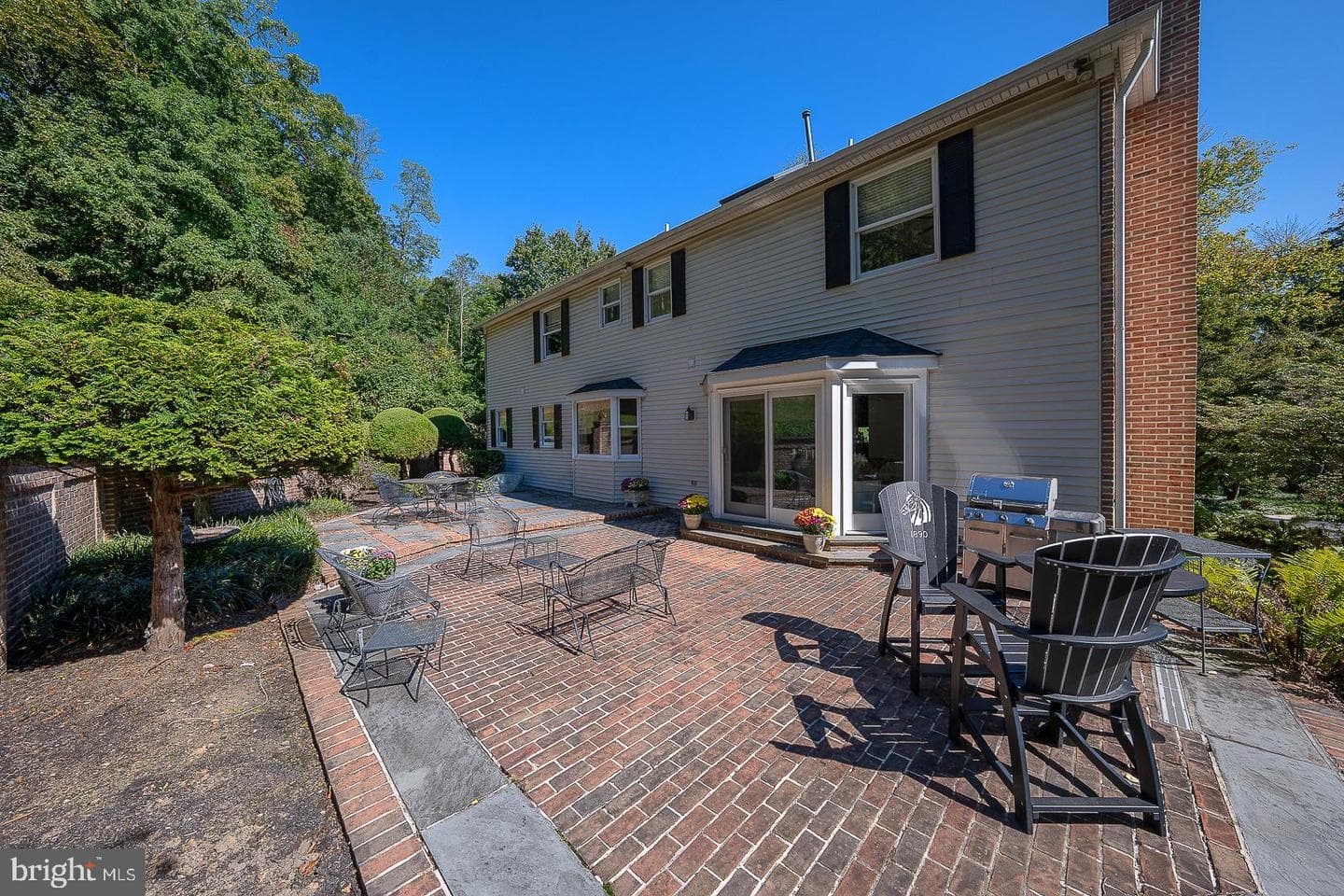 215 Cornell Drive photo 52