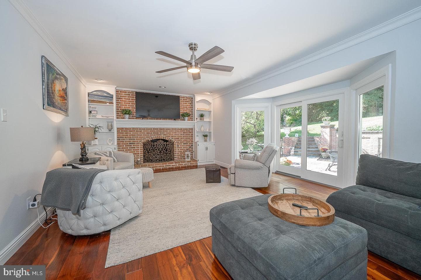 215 Cornell Drive photo 9