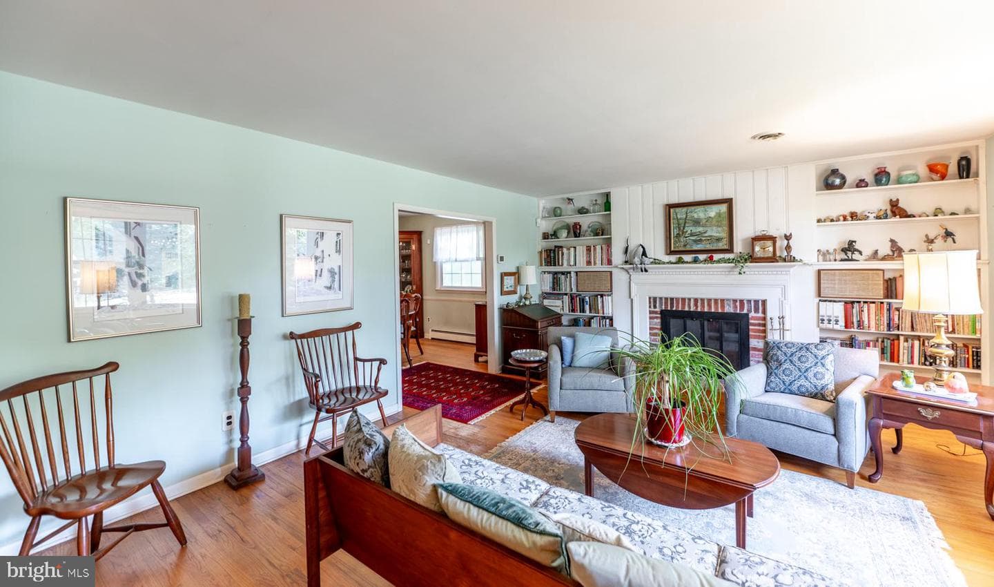 127 Deerfield Road photo 12