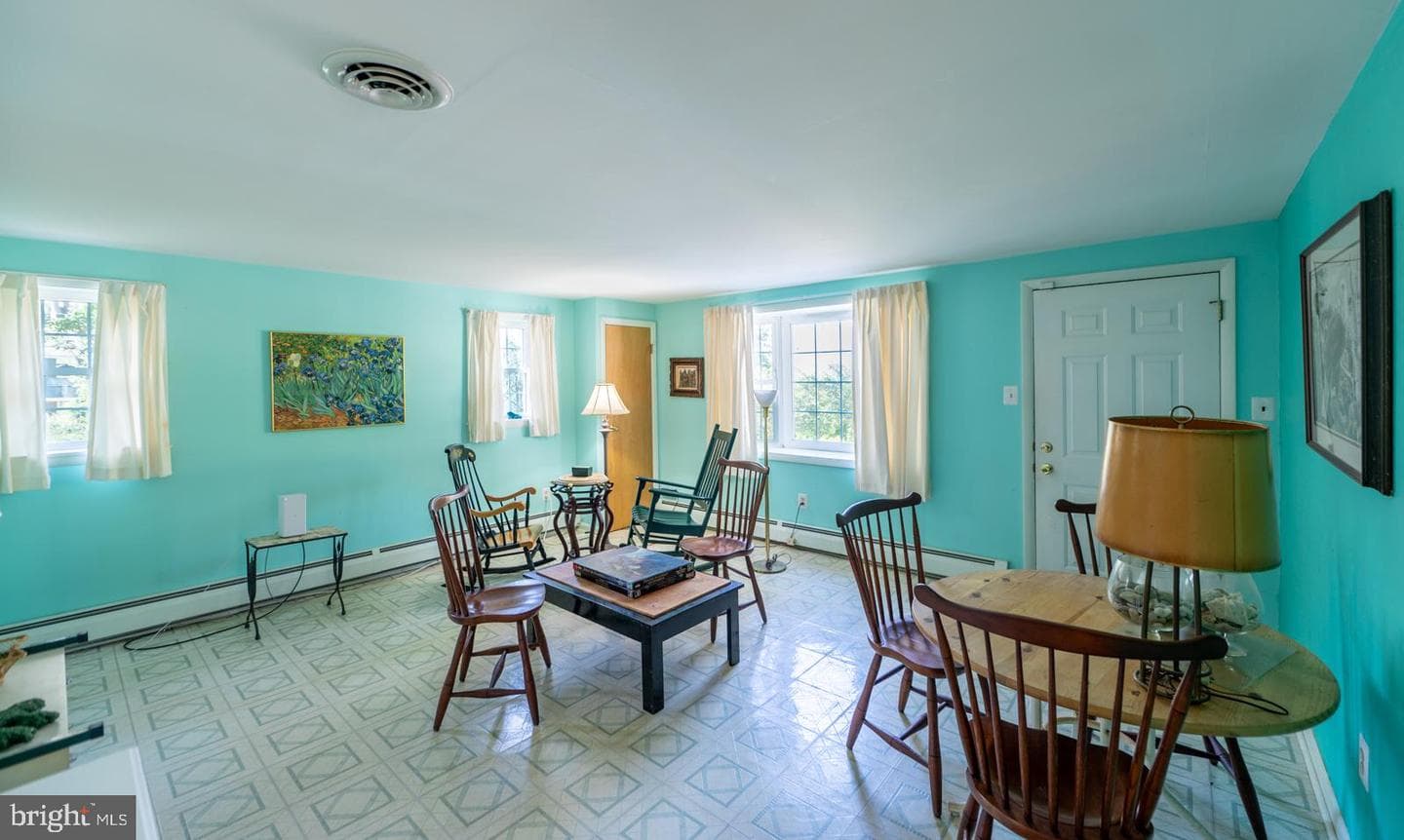 127 Deerfield Road photo 46