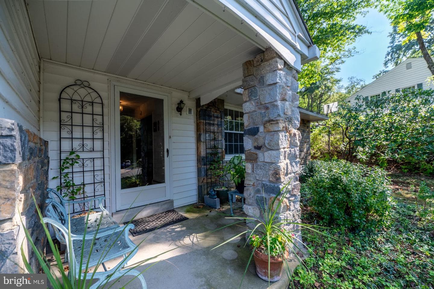 127 Deerfield Road photo 5