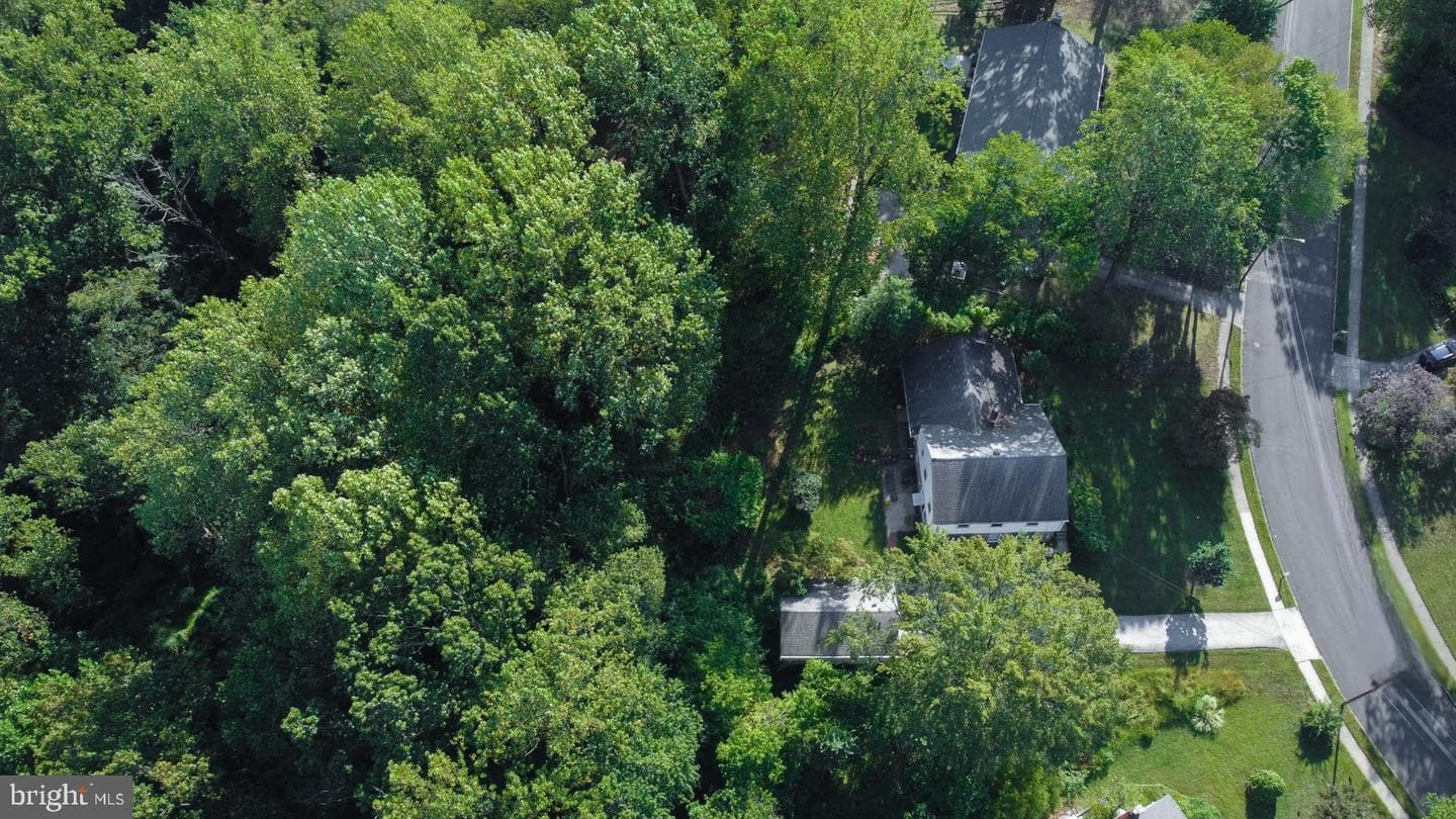 127 Deerfield Road photo 76