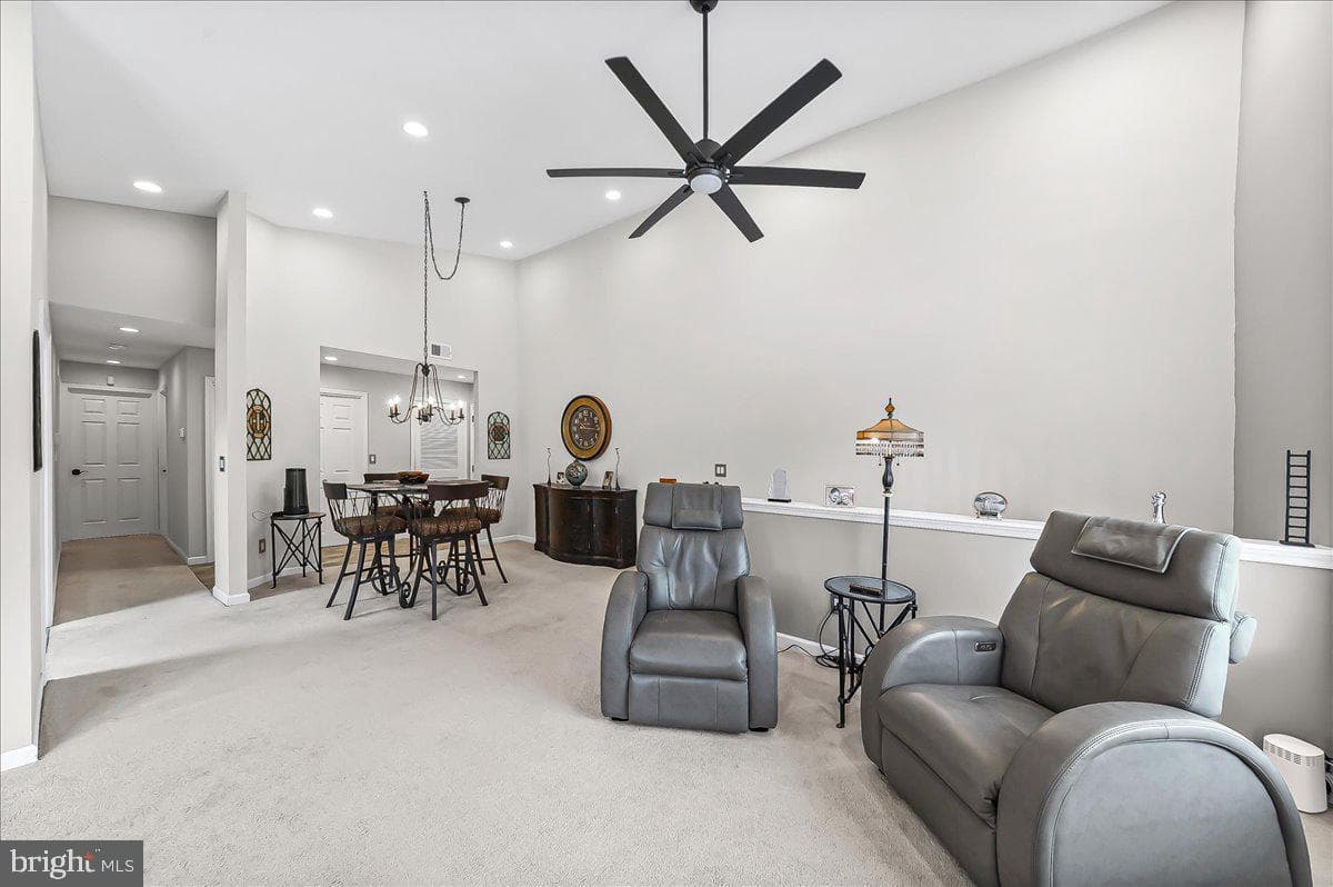 409 Pritchard Place photo 11