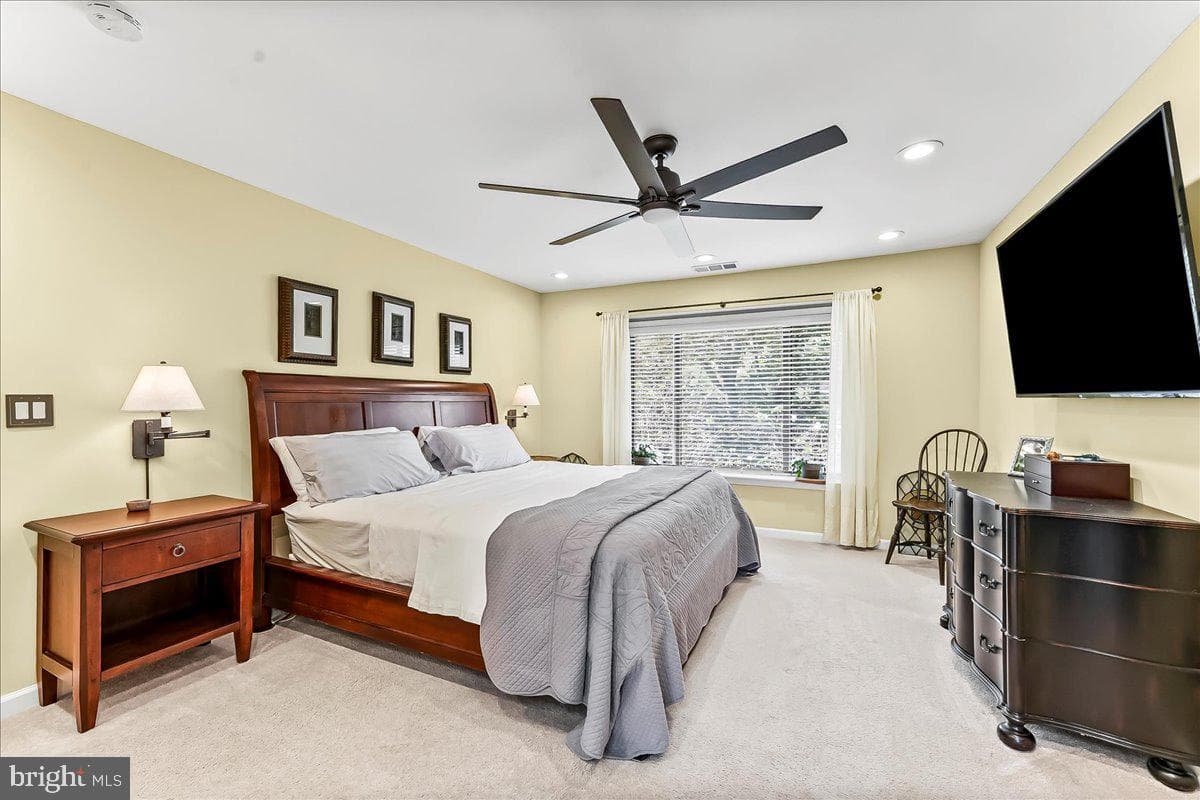 409 Pritchard Place photo 21