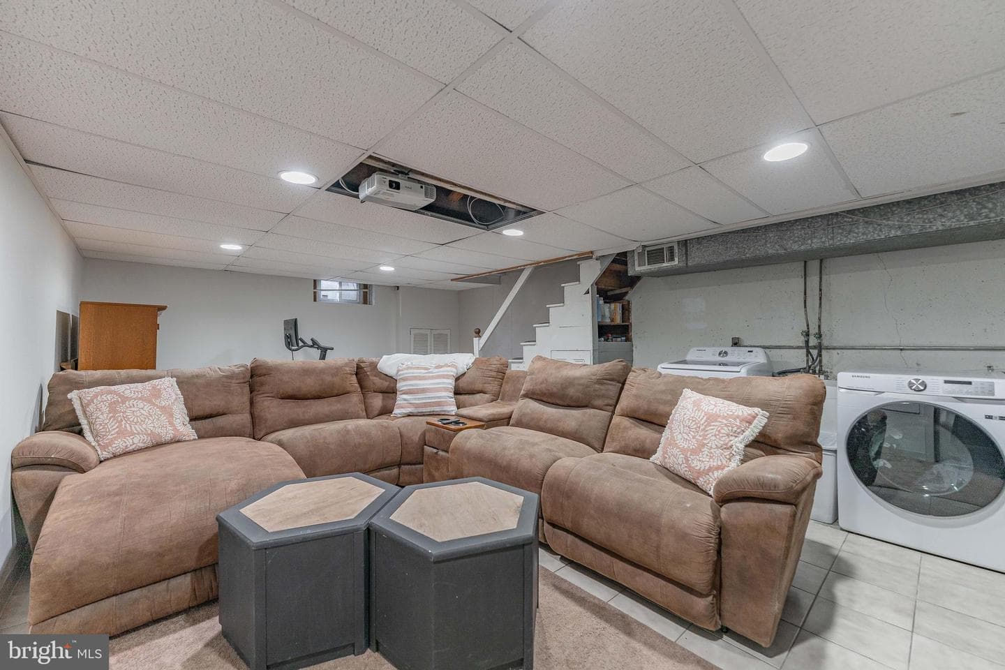 872 Fairfax Road photo 31