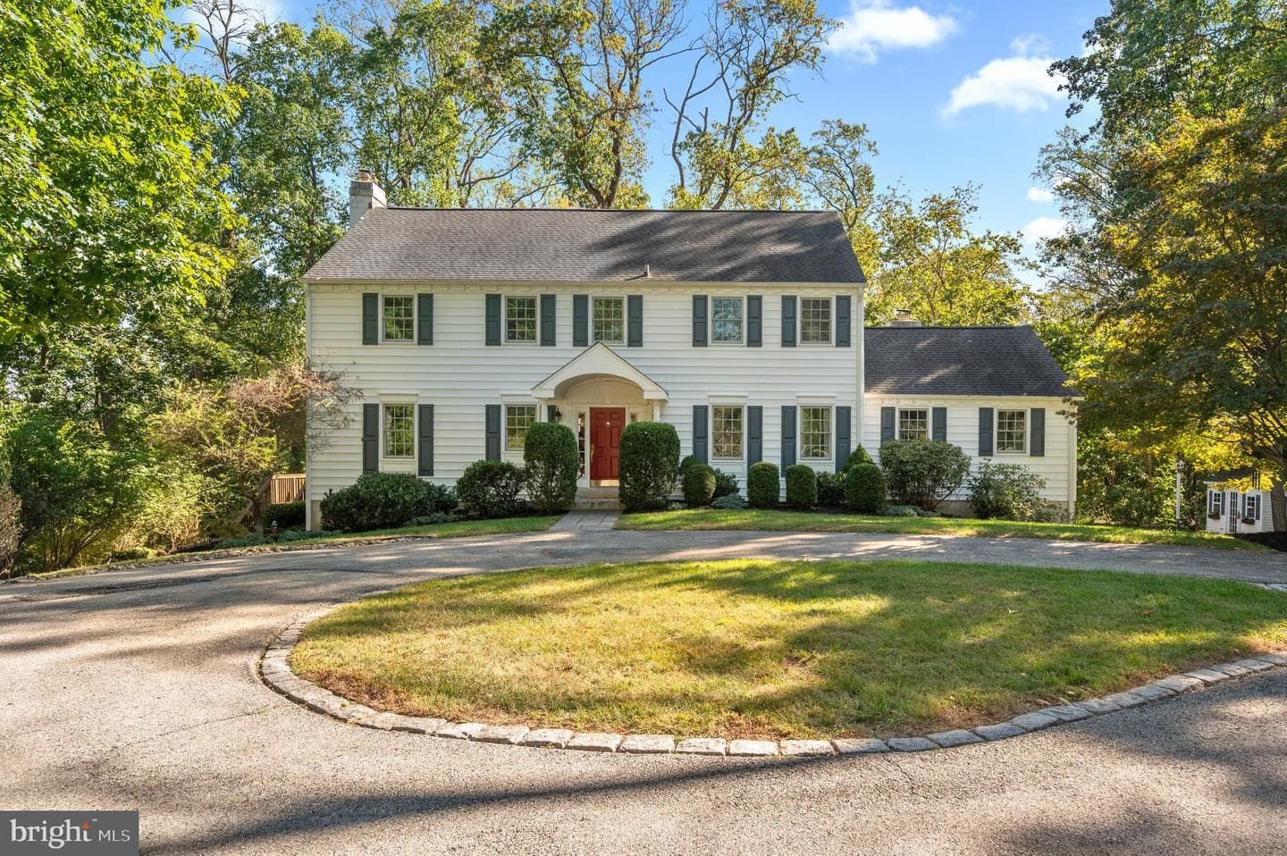 217 Jeffrey Lane photo 2
