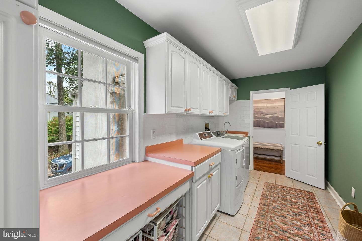 217 Jeffrey Lane photo 20