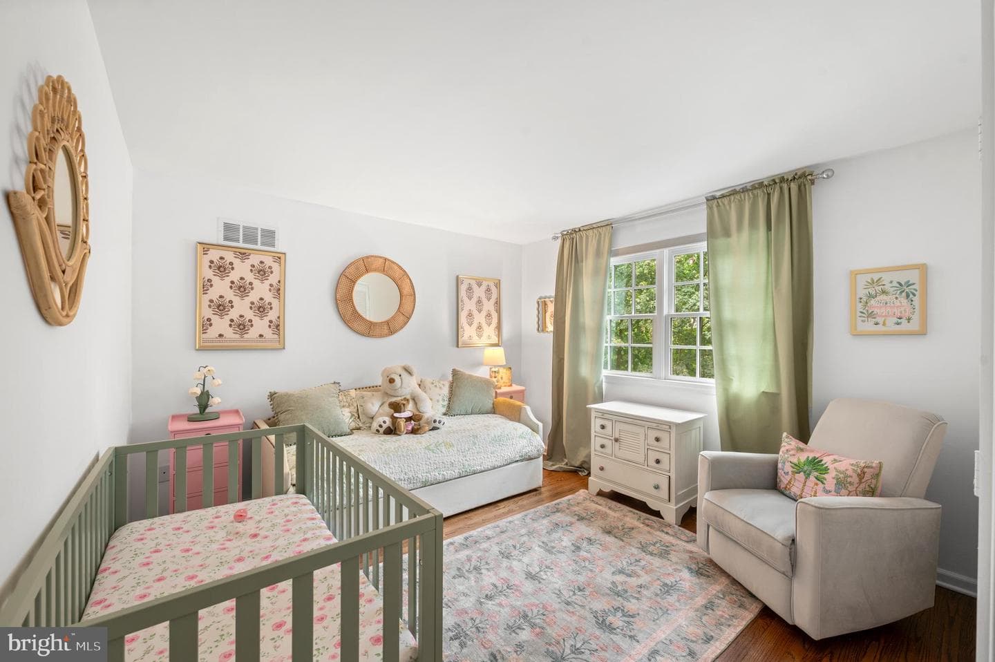 217 Jeffrey Lane photo 24