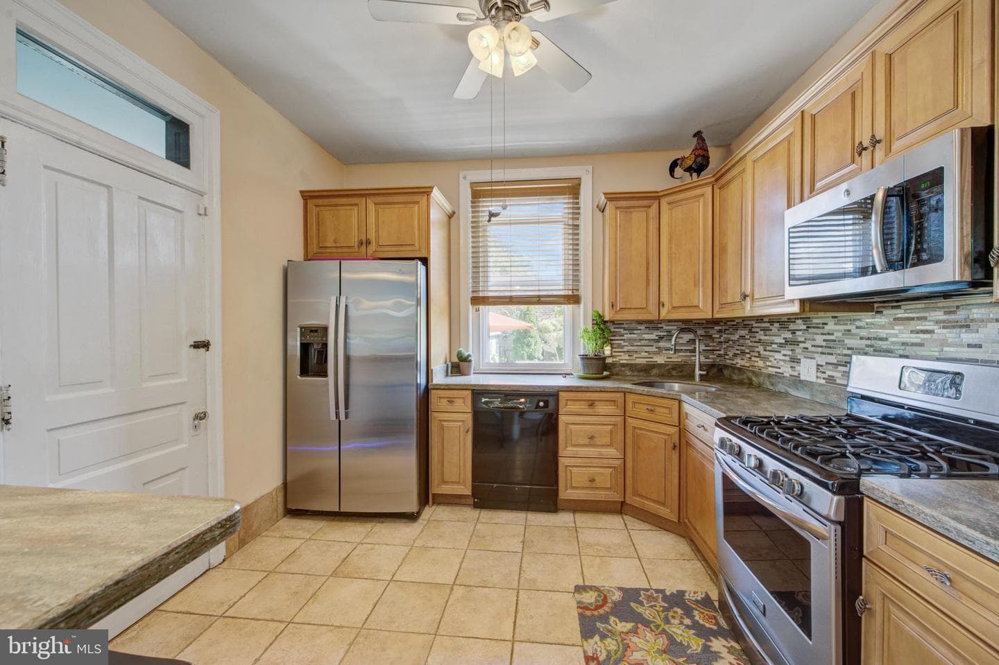 15 Rodman Avenue photo 9