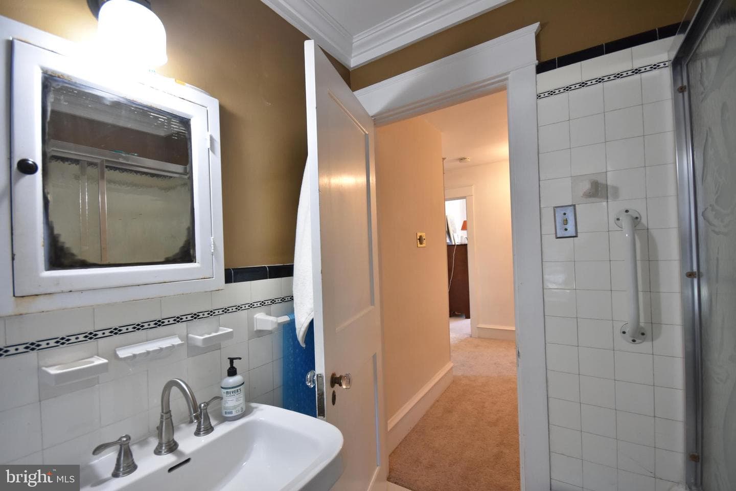 108 Gladstone Road photo 23