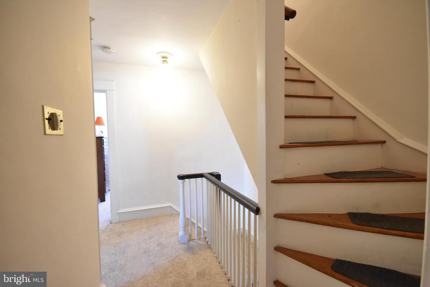 108 Gladstone Road photo 24