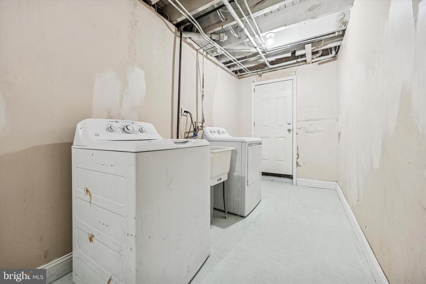 253 Shirley Road photo 3