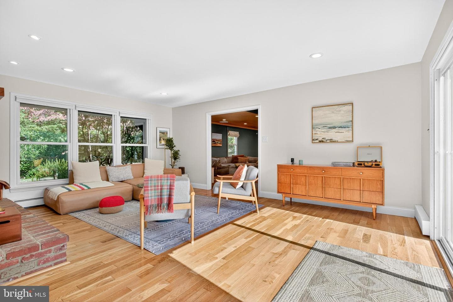 475 Mount Alverno Road photo 17