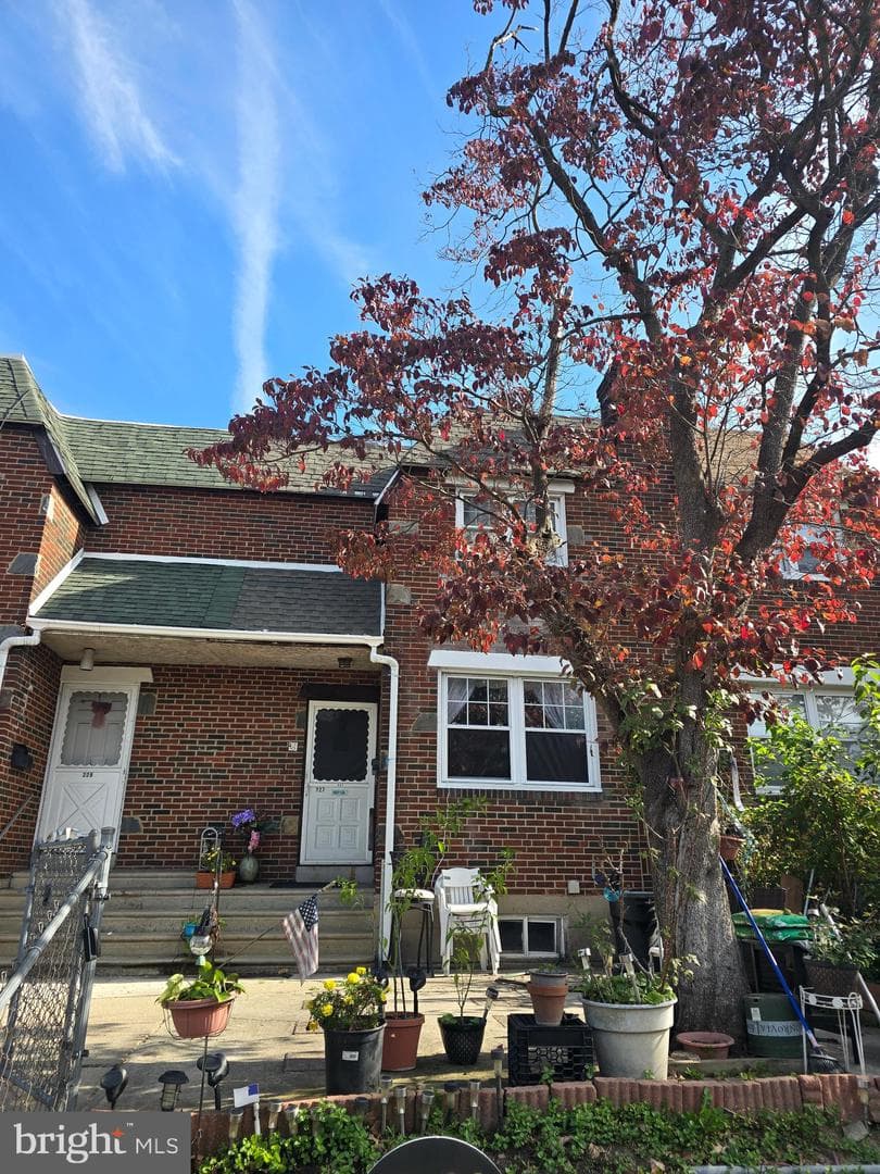 227 Sherbrook Boulevard photo 3