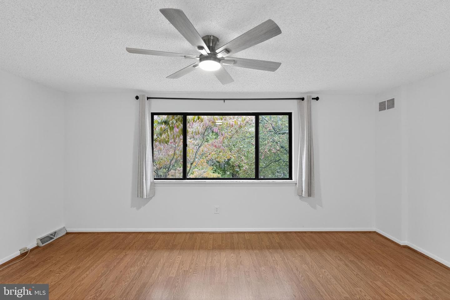 907 Putnam Boulevard #106 photo 7