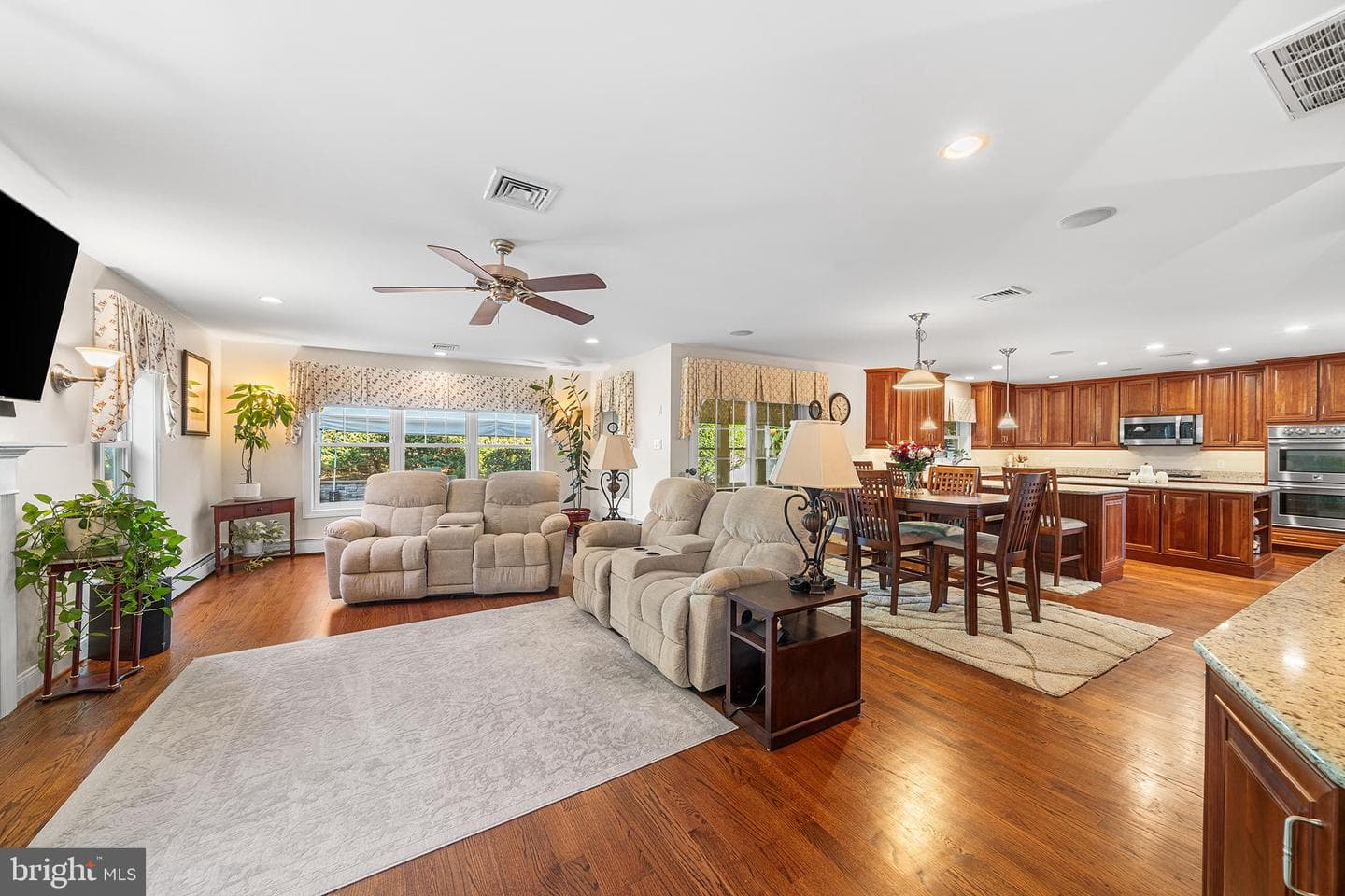 524 Sagamore Road photo 18