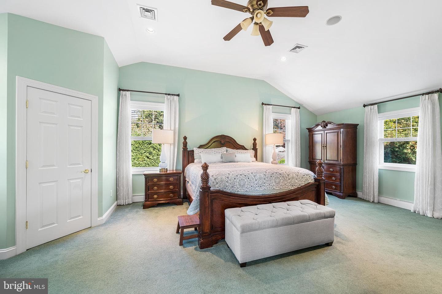 524 Sagamore Road photo 29