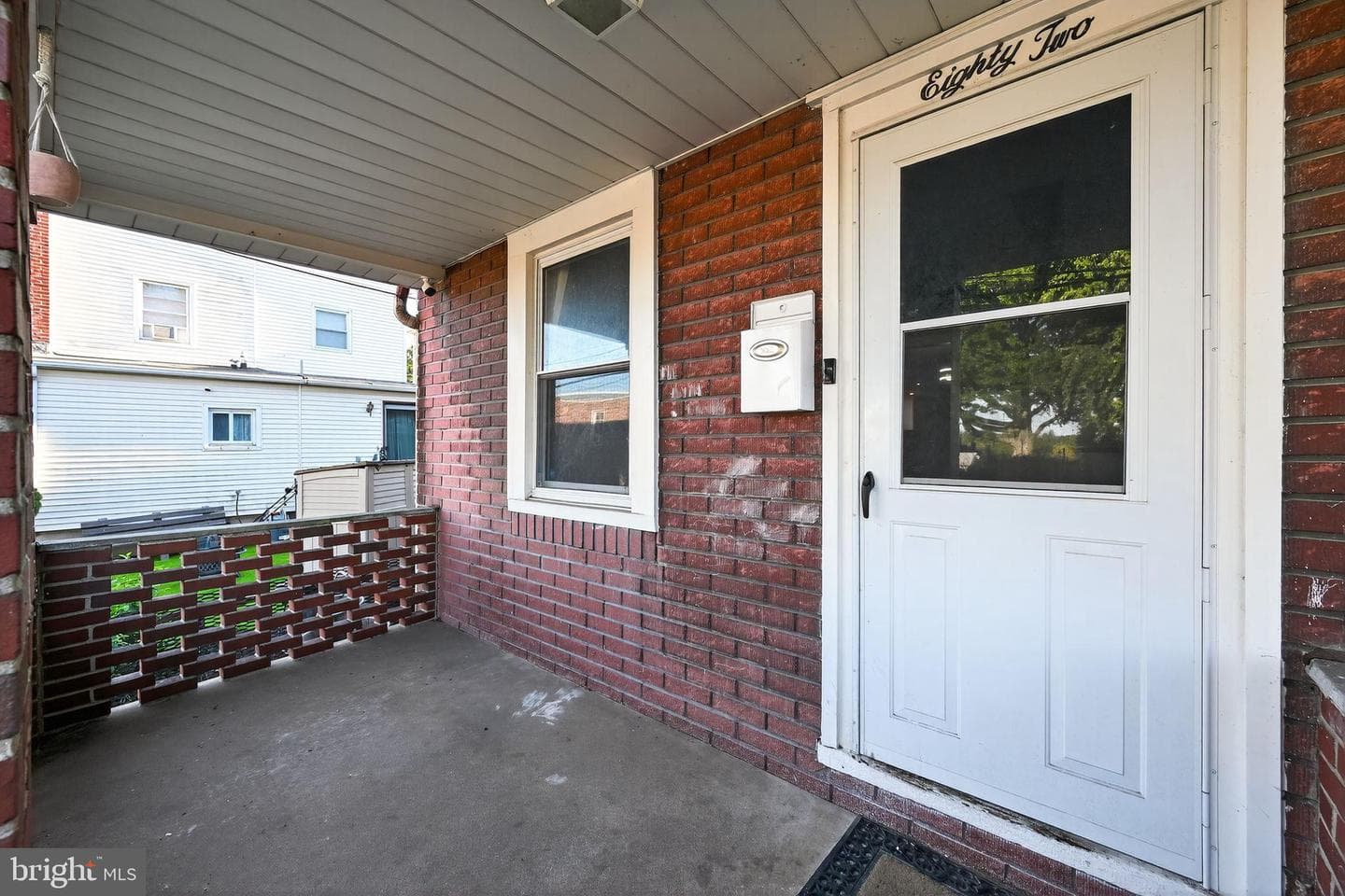 82 Marple Avenue photo 3