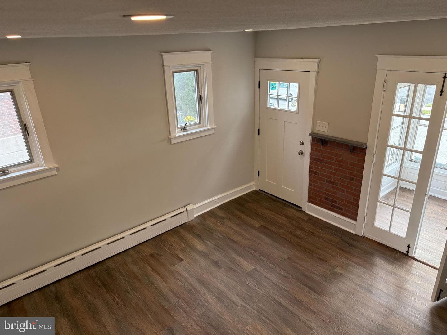 3 W Cooke Avenue photo 3