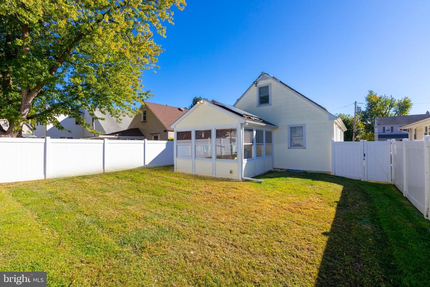 82 1st Avenue photo 24