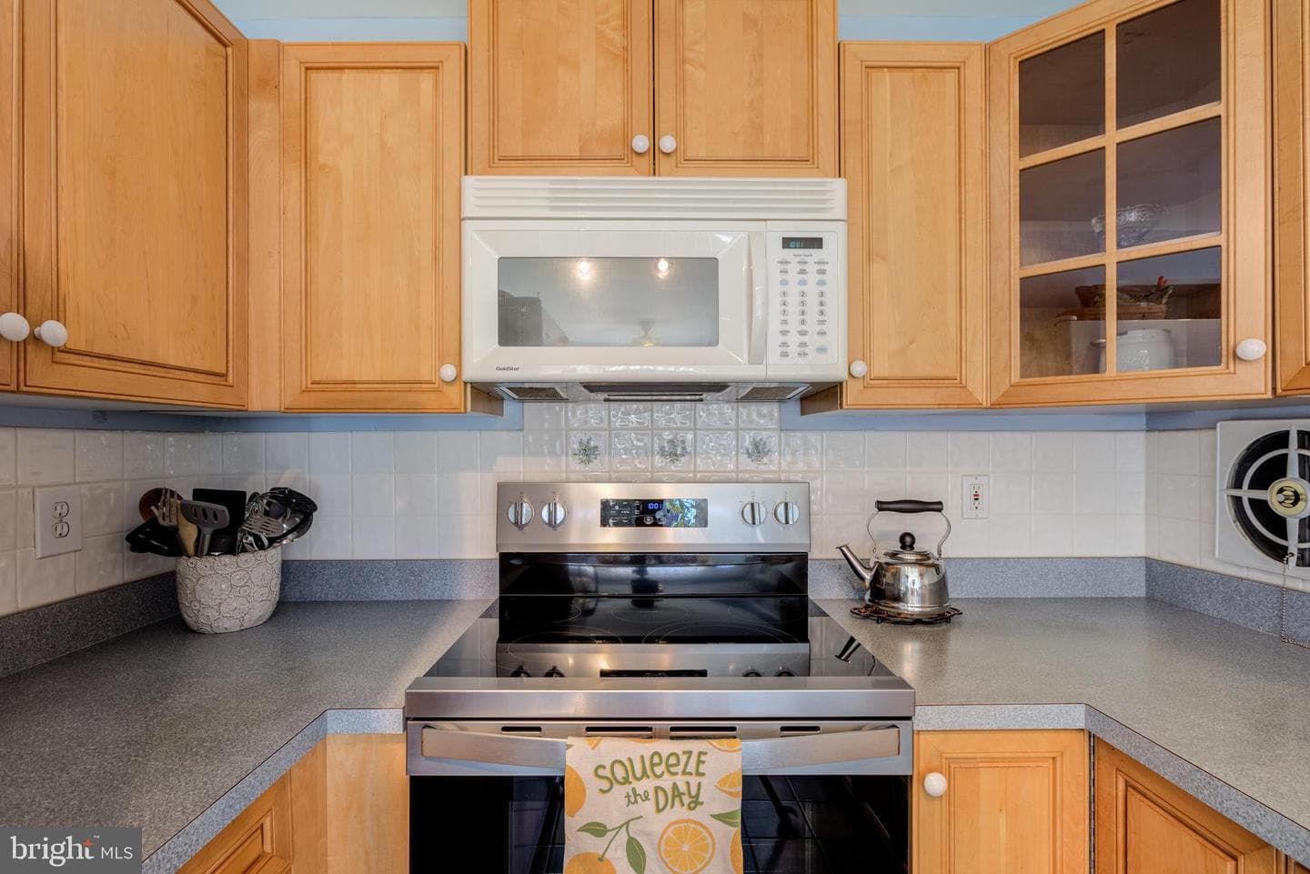 82 1st Avenue photo 9