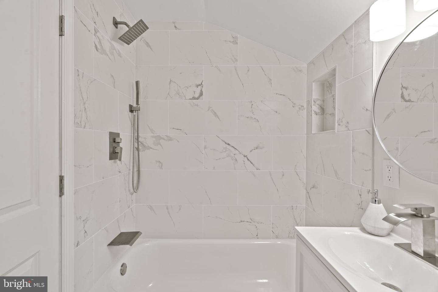 1204 Mulberry Street photo 15