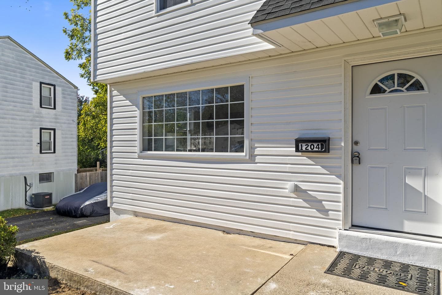 1204 Mulberry Street photo 2