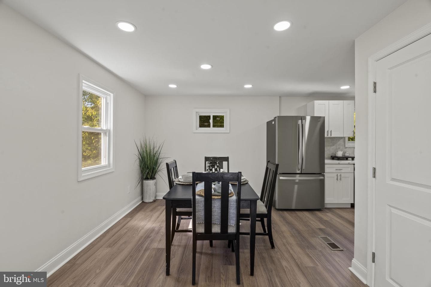 1204 Mulberry Street photo 7