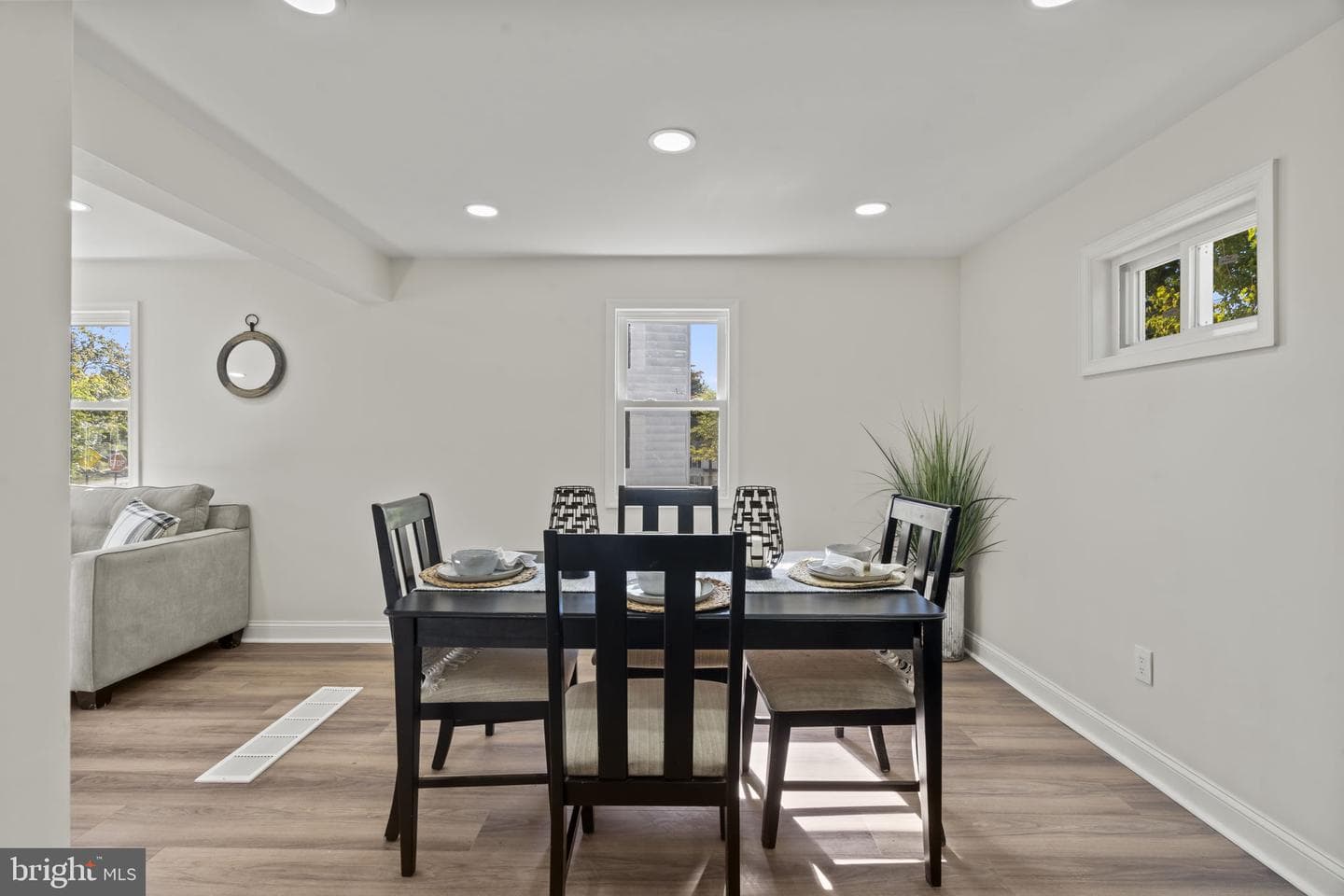 1204 Mulberry Street photo 8