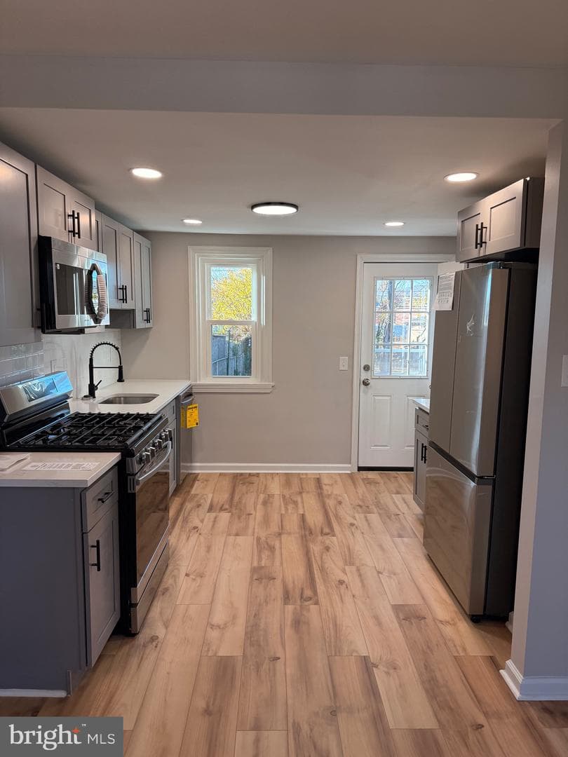 723 Parklane Road photo 4
