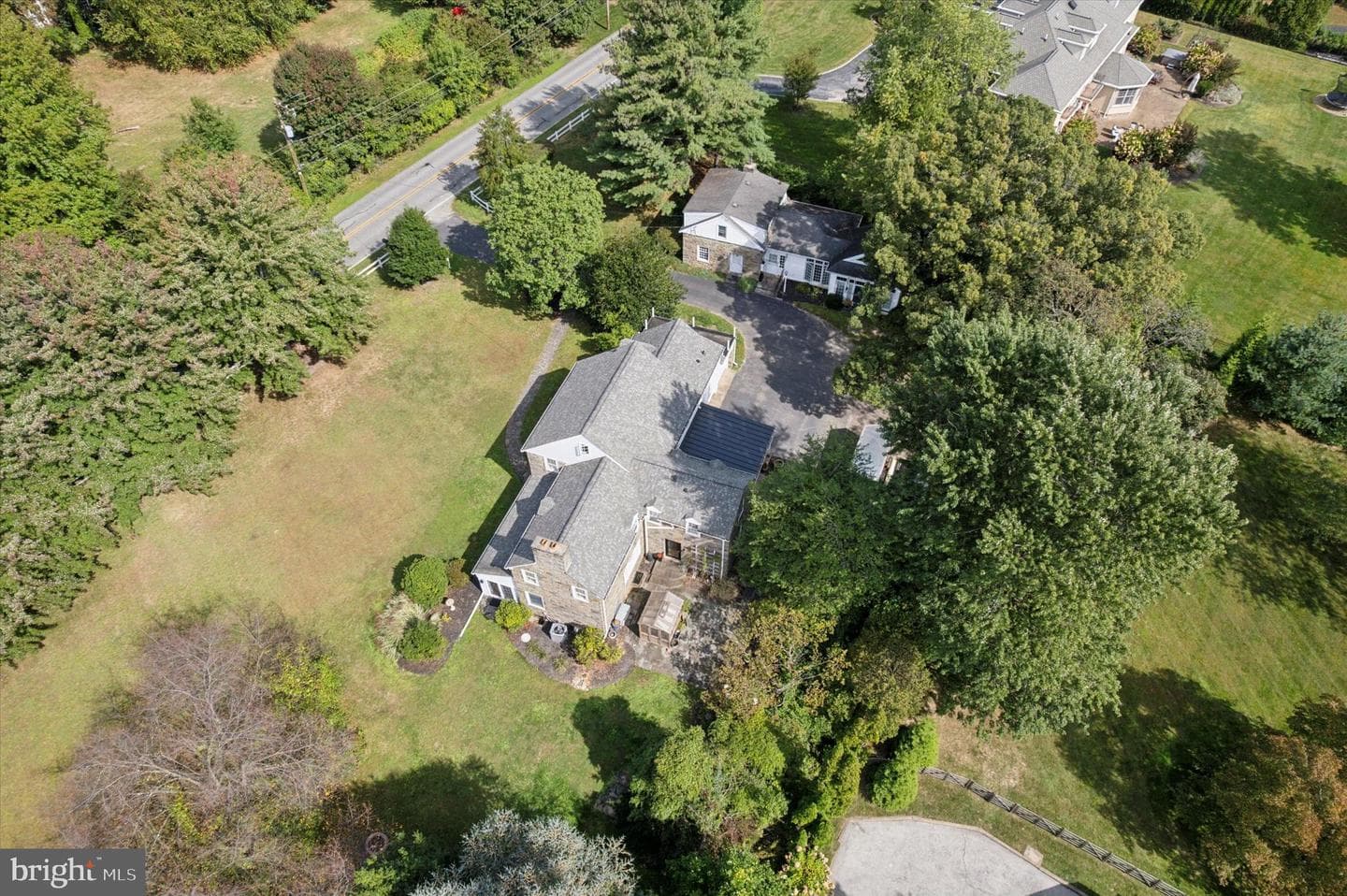 501 College Avenue photo 35