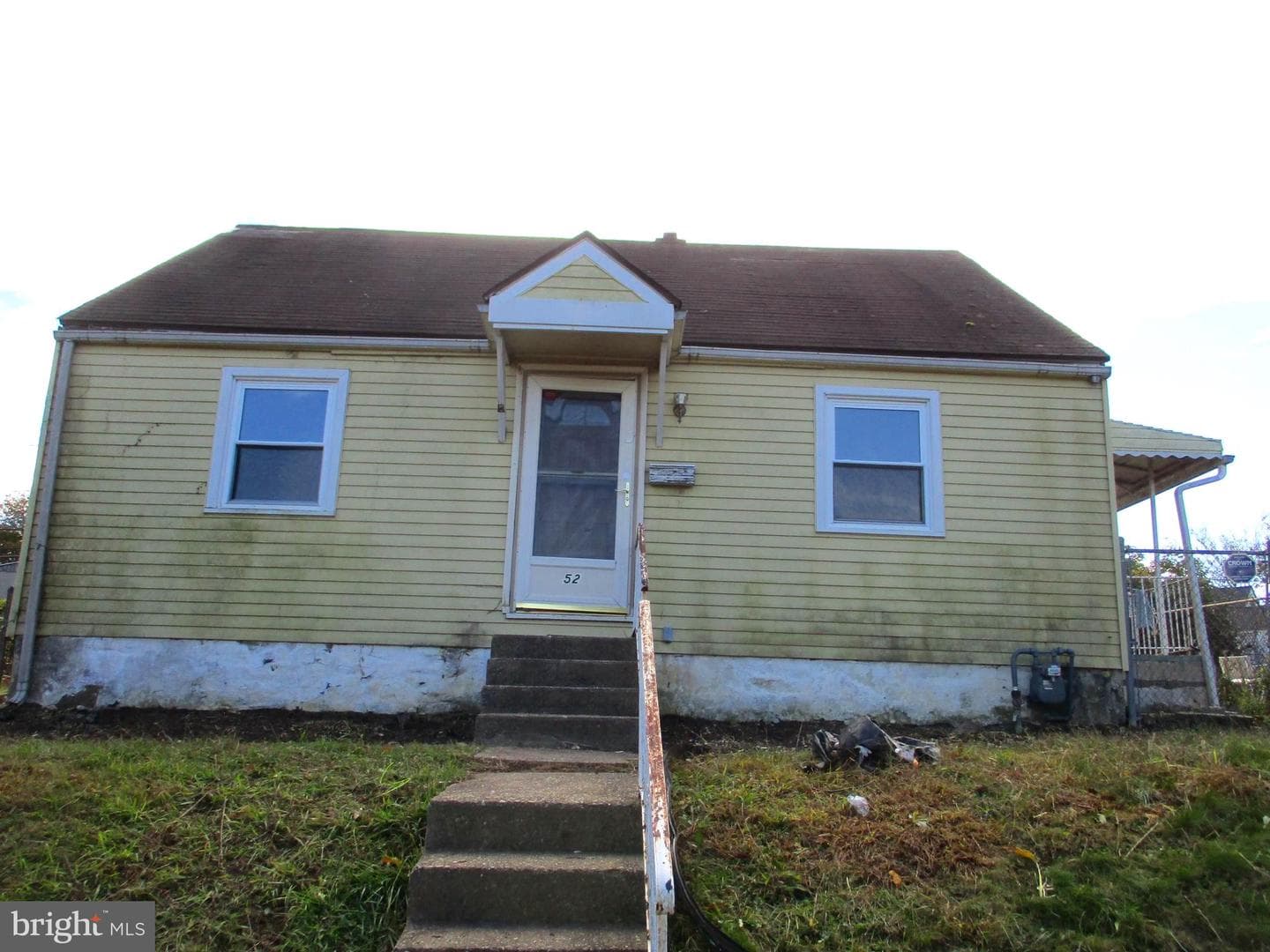 52 Seward Lane photo 1