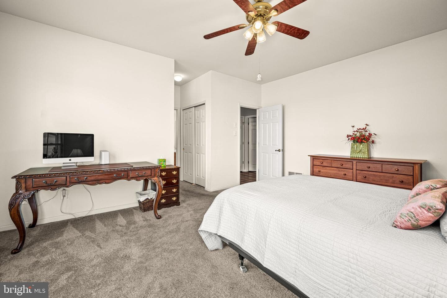 603 W Gray Fox Lane photo 13