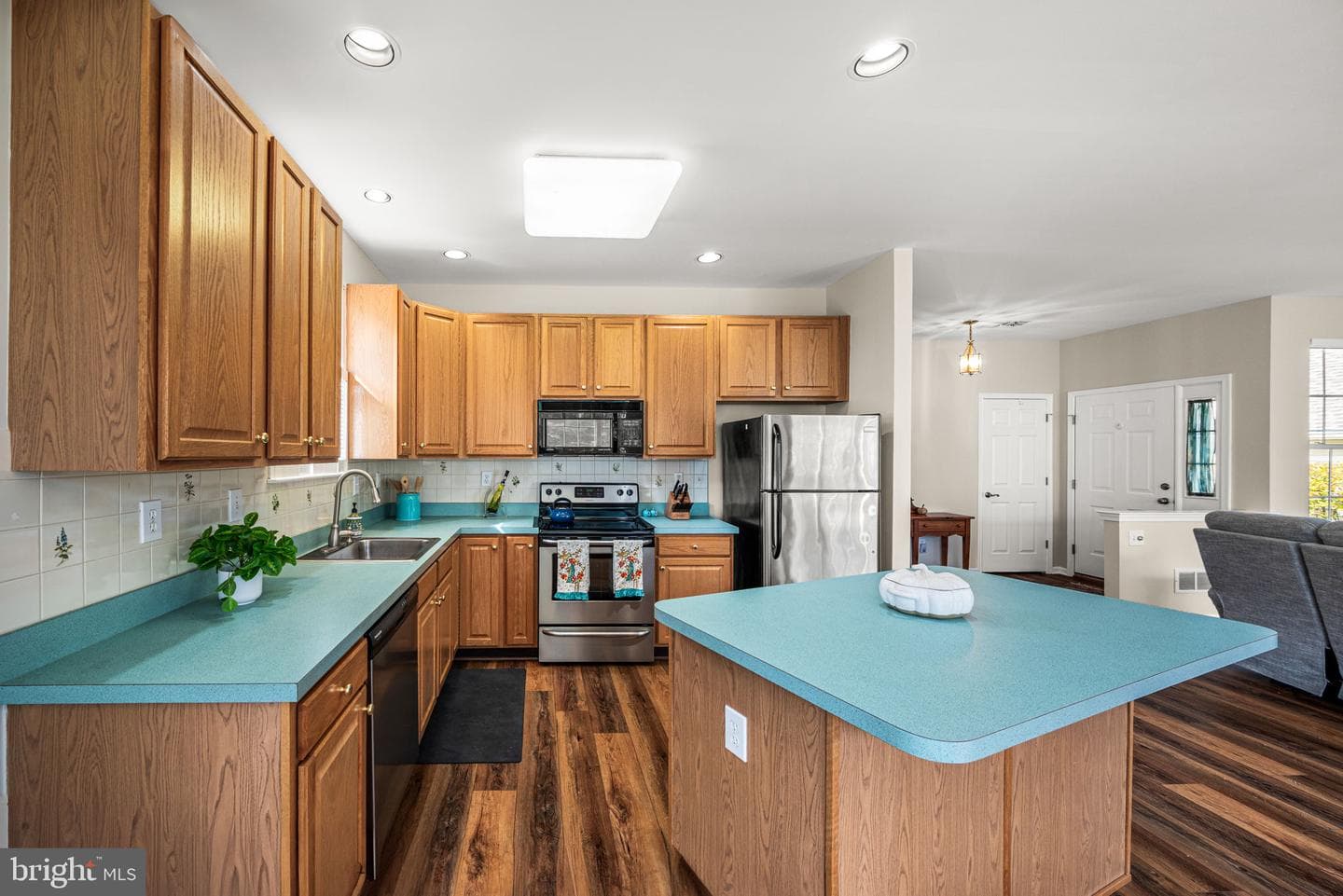 603 W Gray Fox Lane photo 9