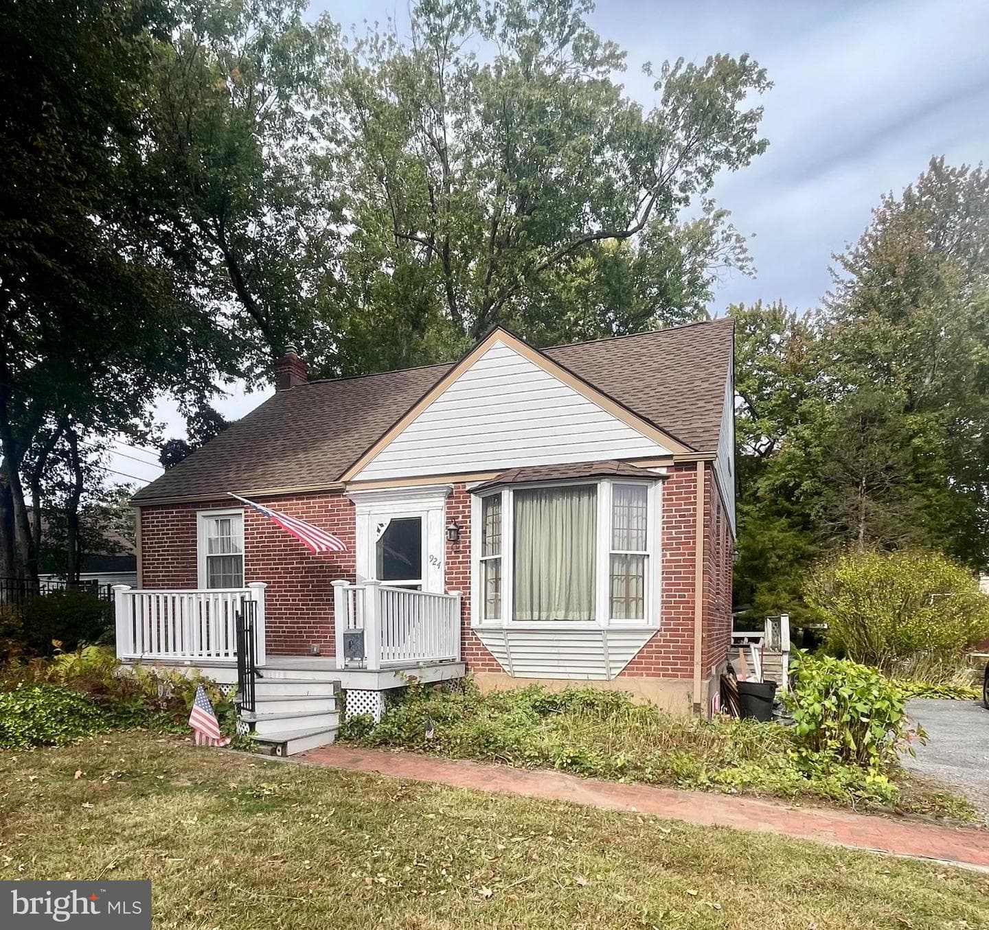 924 Edgewood Avenue photo 2