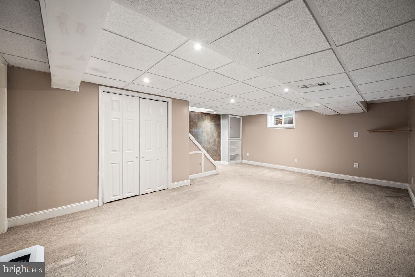 123 Scheivert Avenue photo 25