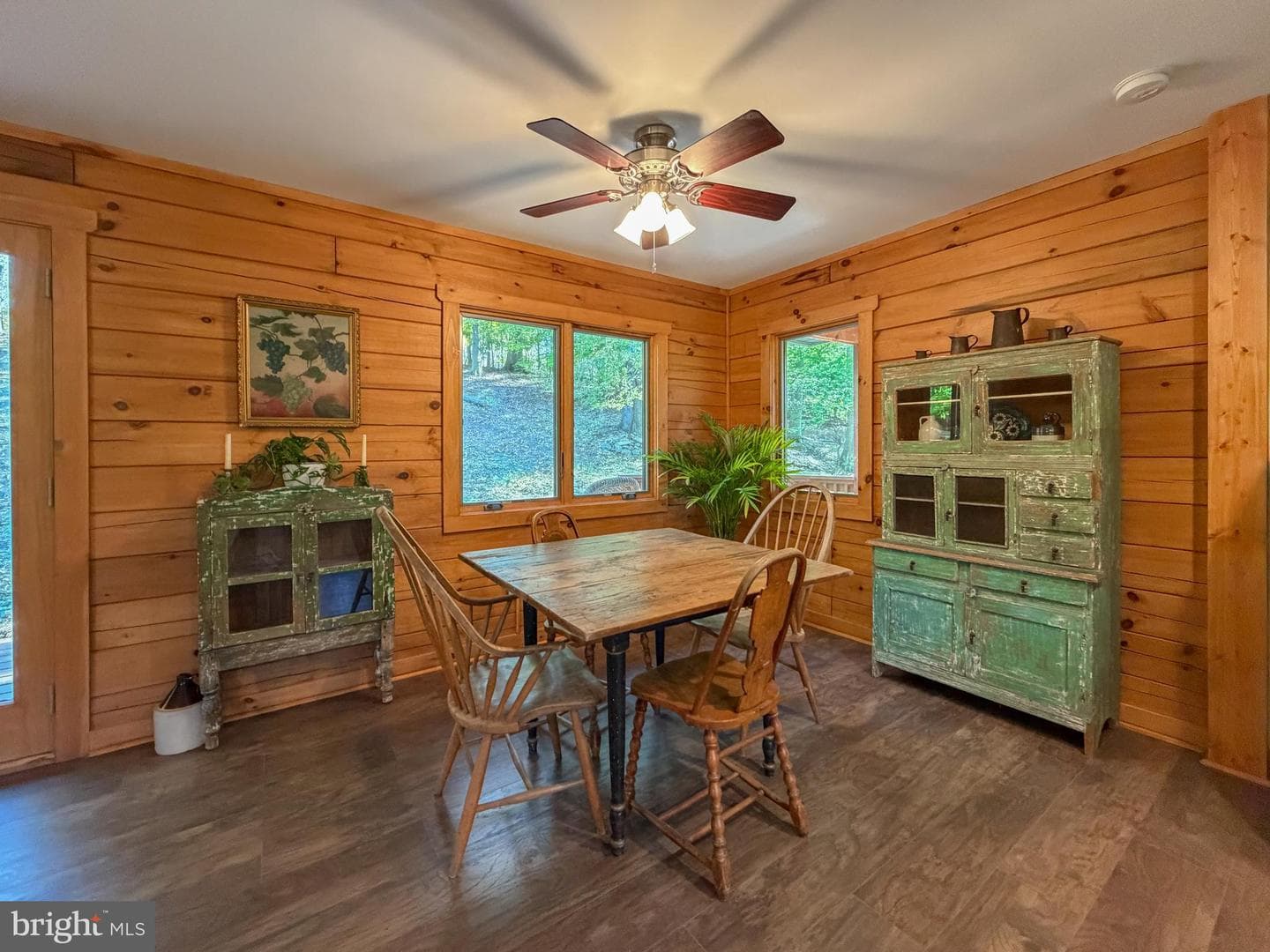571 Mount Alverno Road photo 7