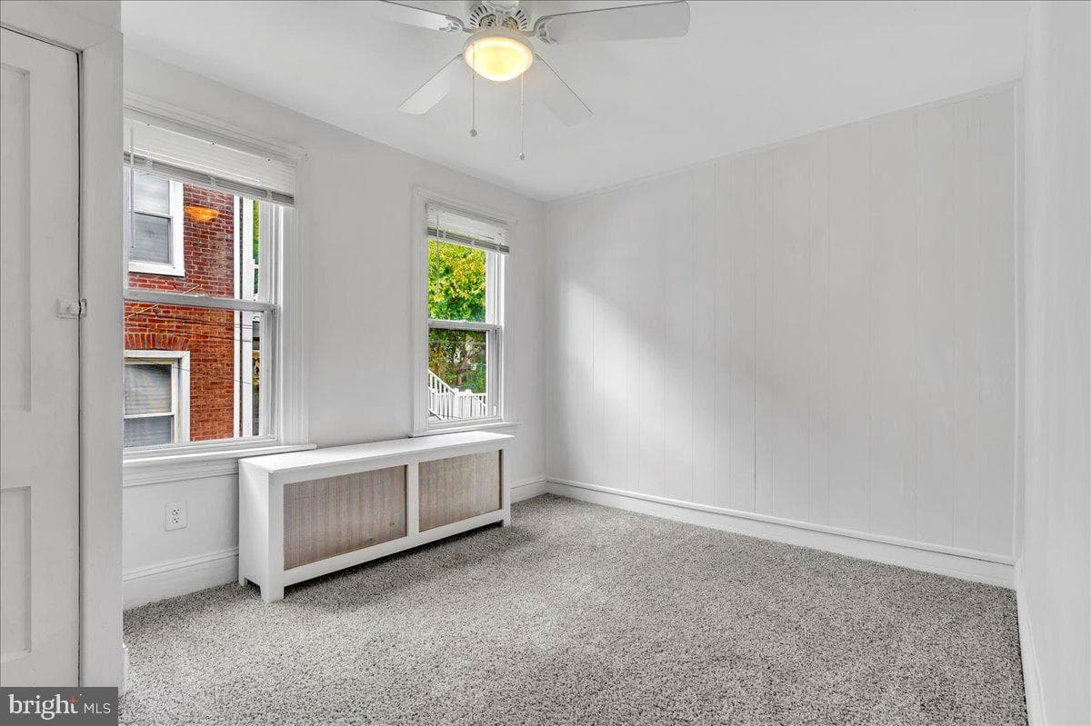 208 8th Street photo 16