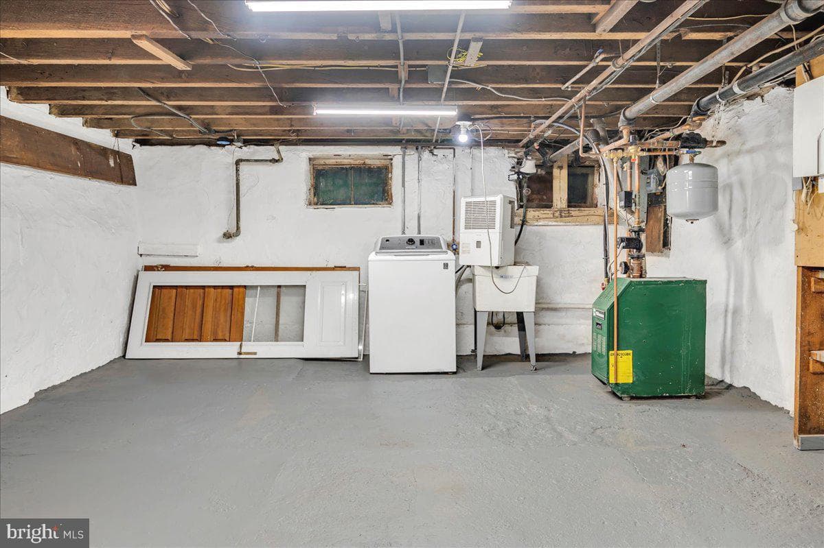 208 8th Street photo 26