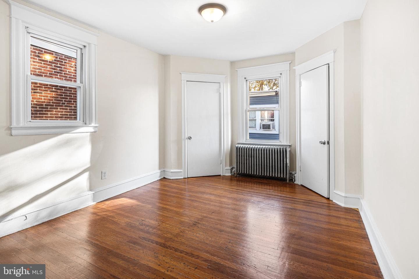 324 Kingston Road photo 11