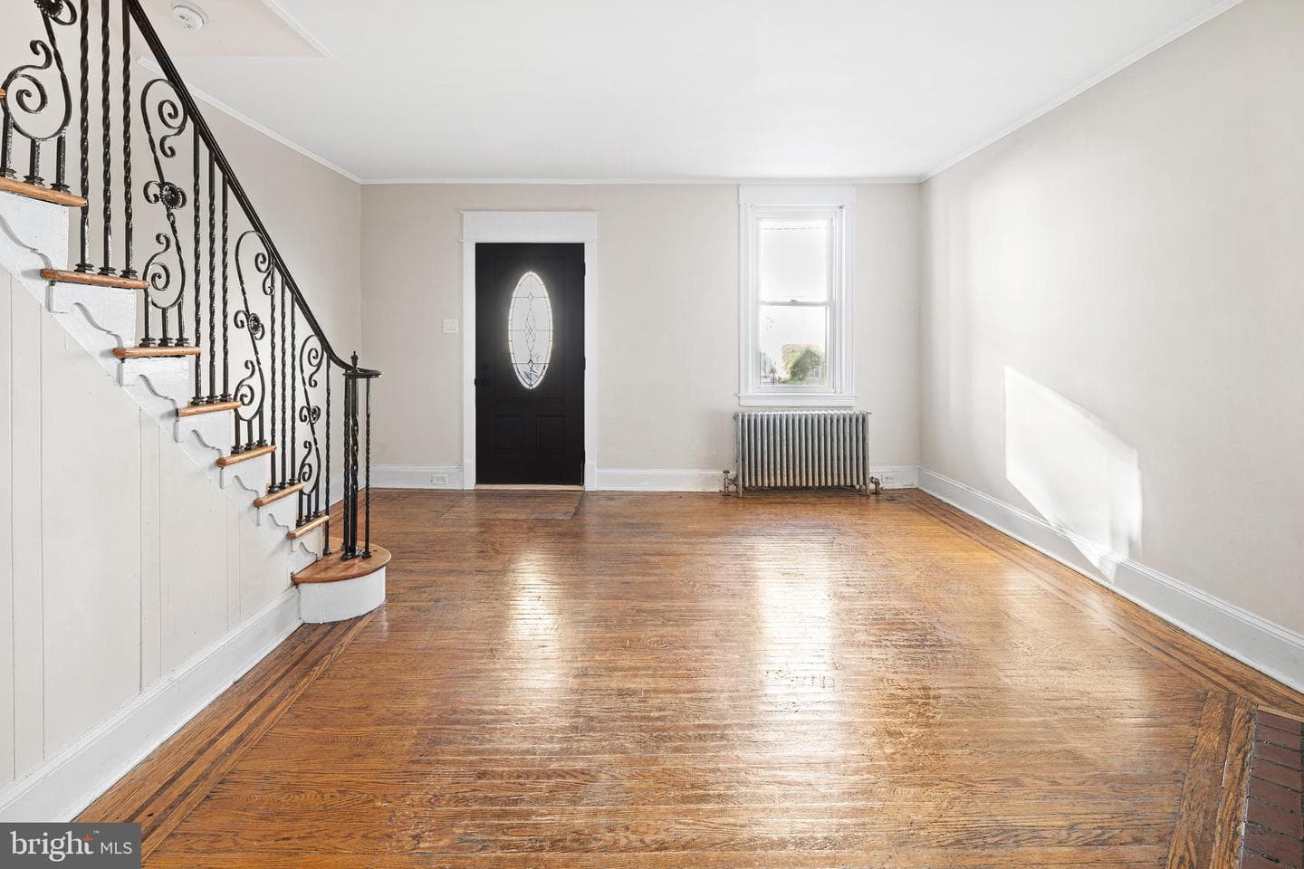 324 Kingston Road photo 3