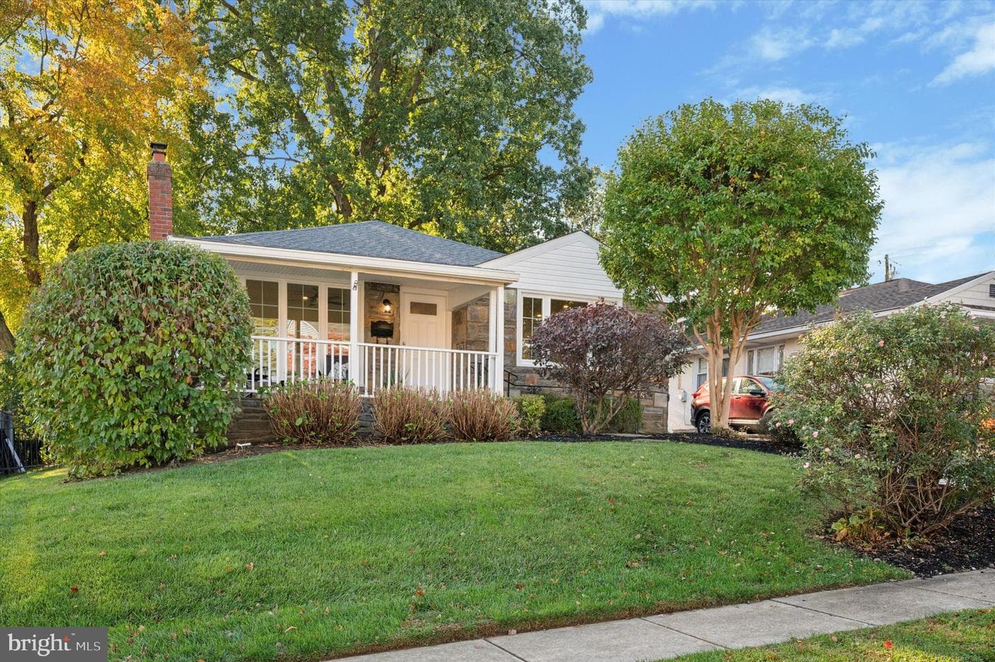 2308 Poplar Road photo 1