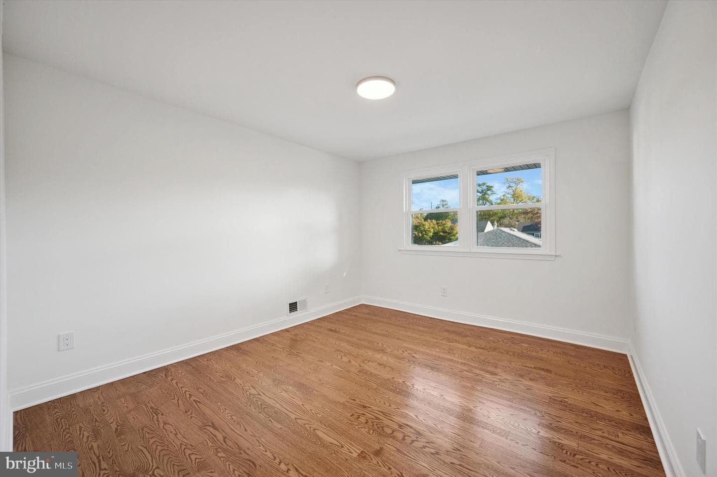 2308 Poplar Road photo 17