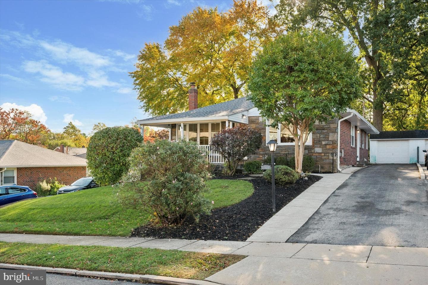 2308 Poplar Road photo 2