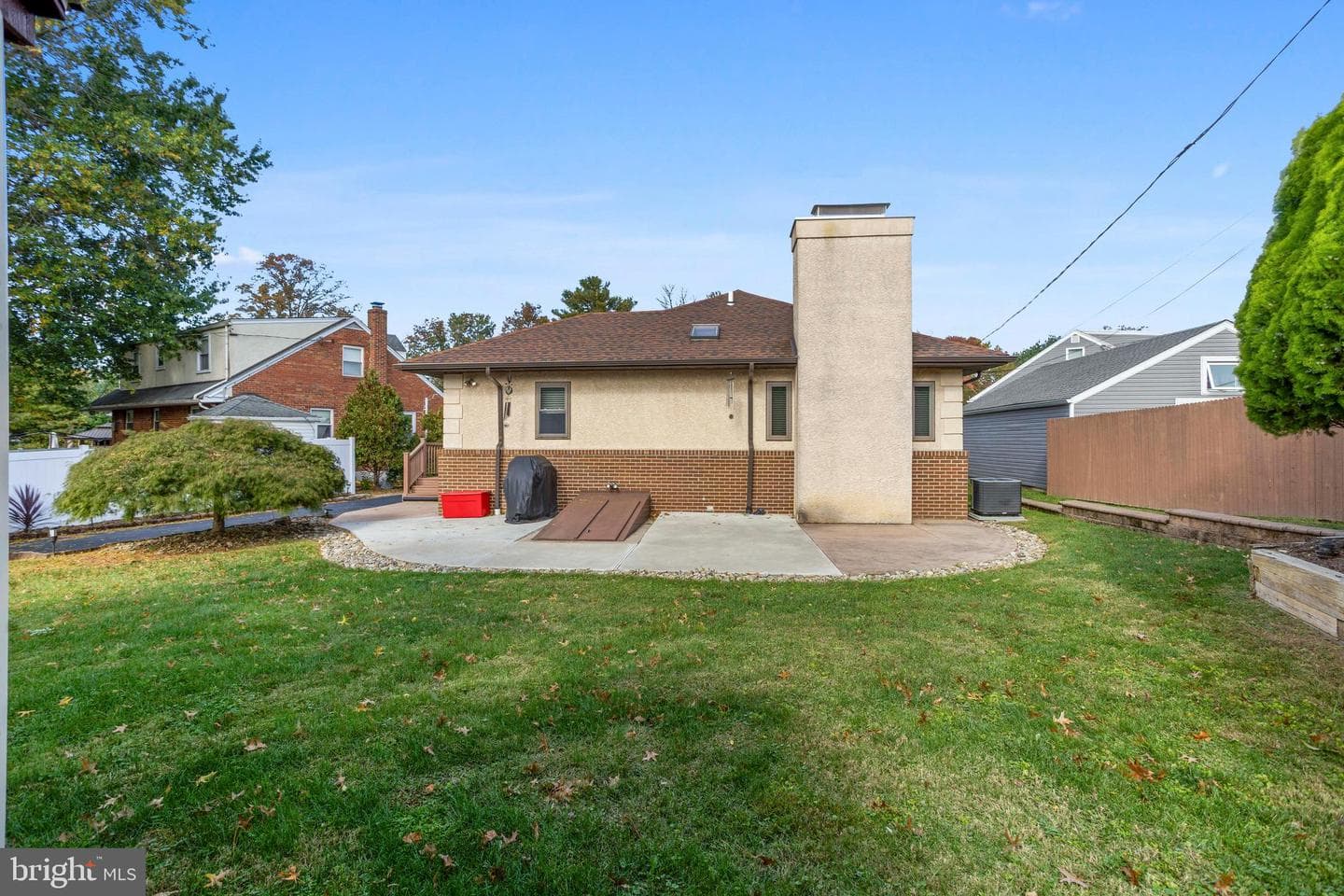 311 Ogden Place photo 32