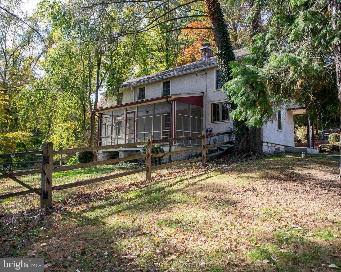 810 Crum Creek Road photo 26