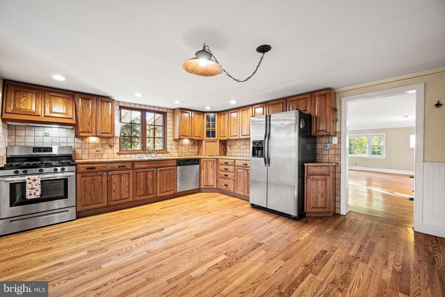 810 Crum Creek Road photo 3