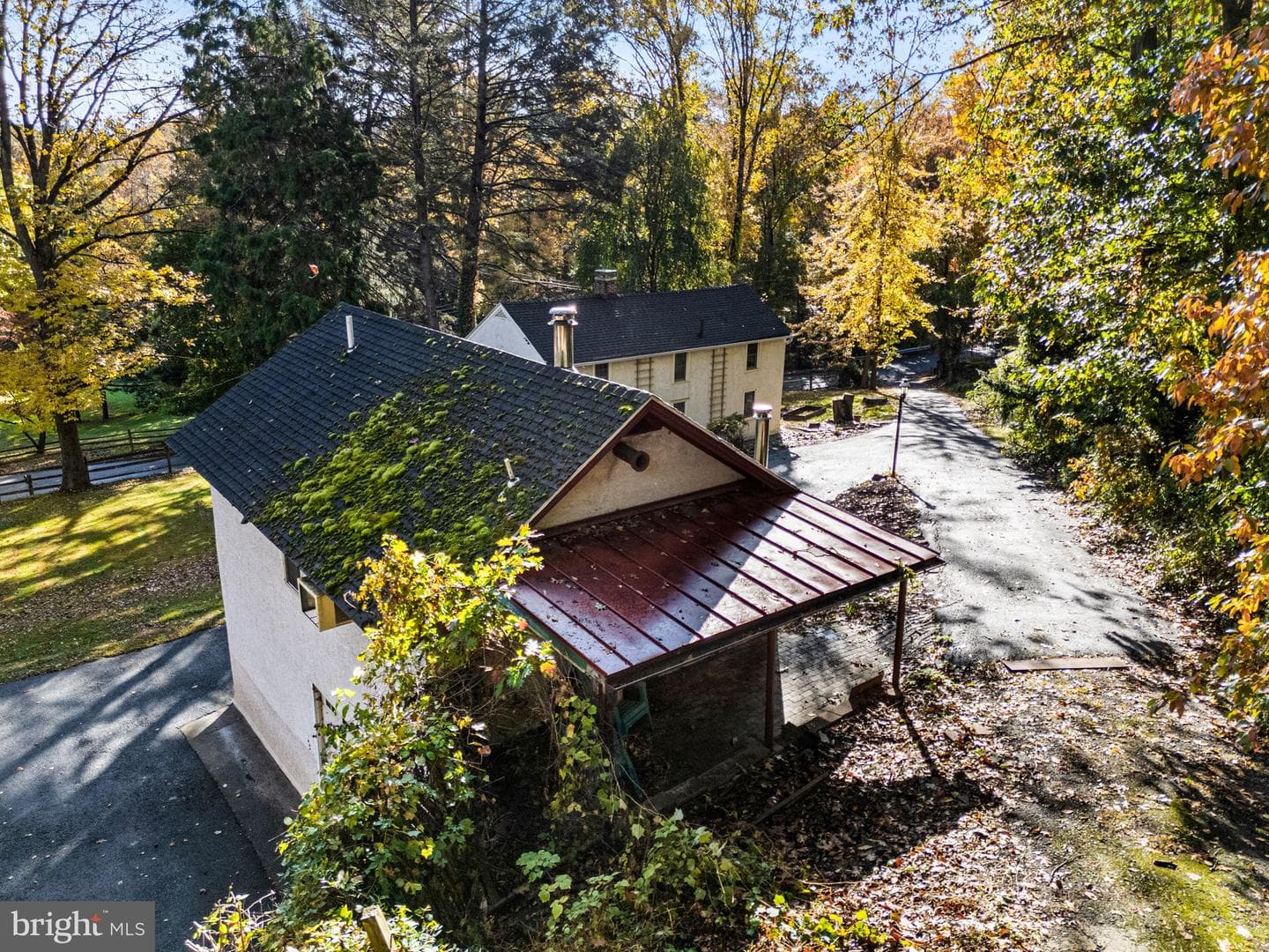 810 Crum Creek Road photo 37
